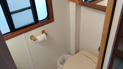 www.inthewoodscampground.com.TOILET2%20(400x224)[1]